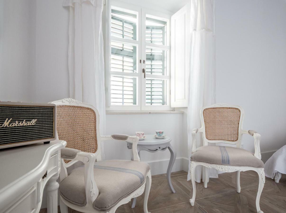 The Byron Guest house *